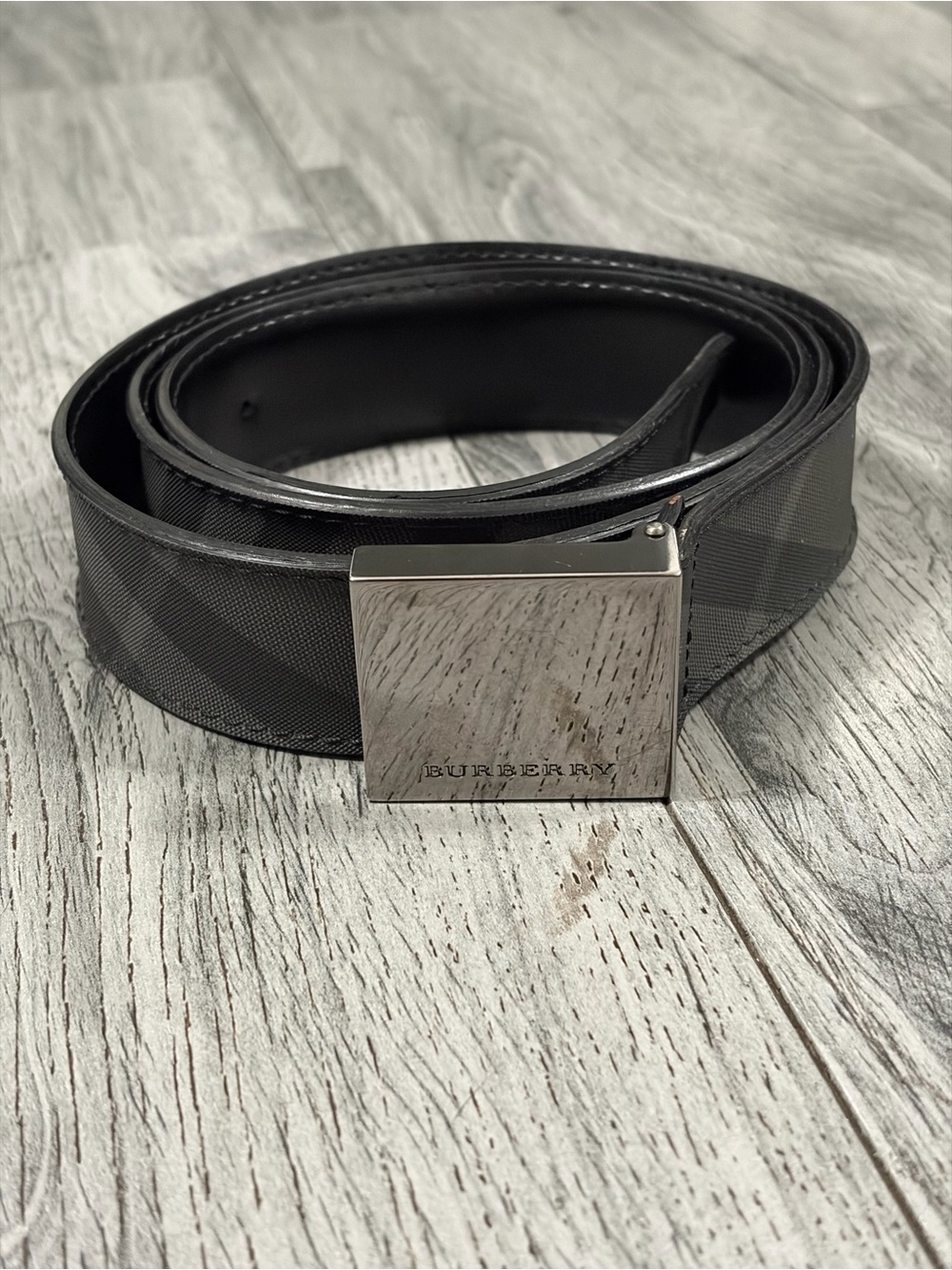 Burberry Nova Check Black Plaid Men's Belt with Silver-Tone Buckle Sz 42
